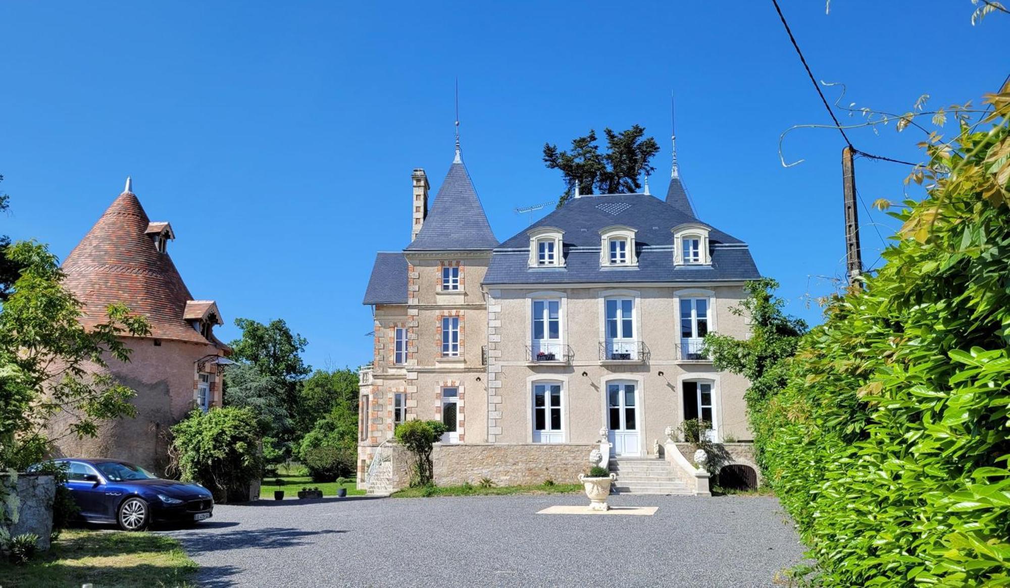 Villa Saint Pierre La Trimouille Exterior foto