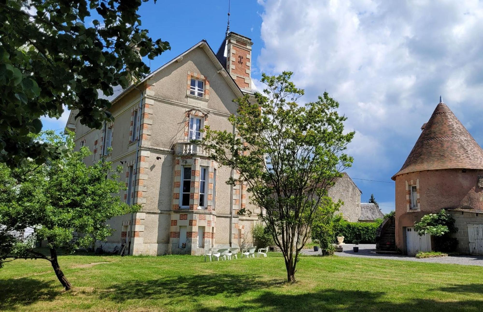 Villa Saint Pierre La Trimouille Exterior foto
